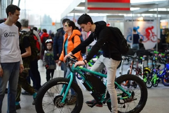 俄羅斯國際摩托車自行車電動車展覽會Velokult(m.hnhuay.cn)