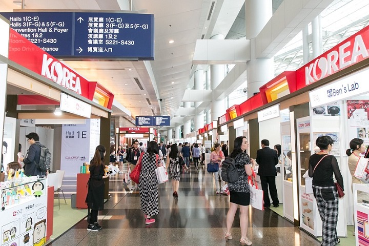 香港亞太美容美發展覽會Cosmoprof Asia(m.hnhuay.cn)