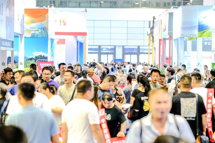 2024第十七屆山東糖酒會(huì)將于8月9日在山東會(huì)展中心舉辦，全國(guó)有影響力的糖酒專業(yè)展(m.hnhuay.cn)