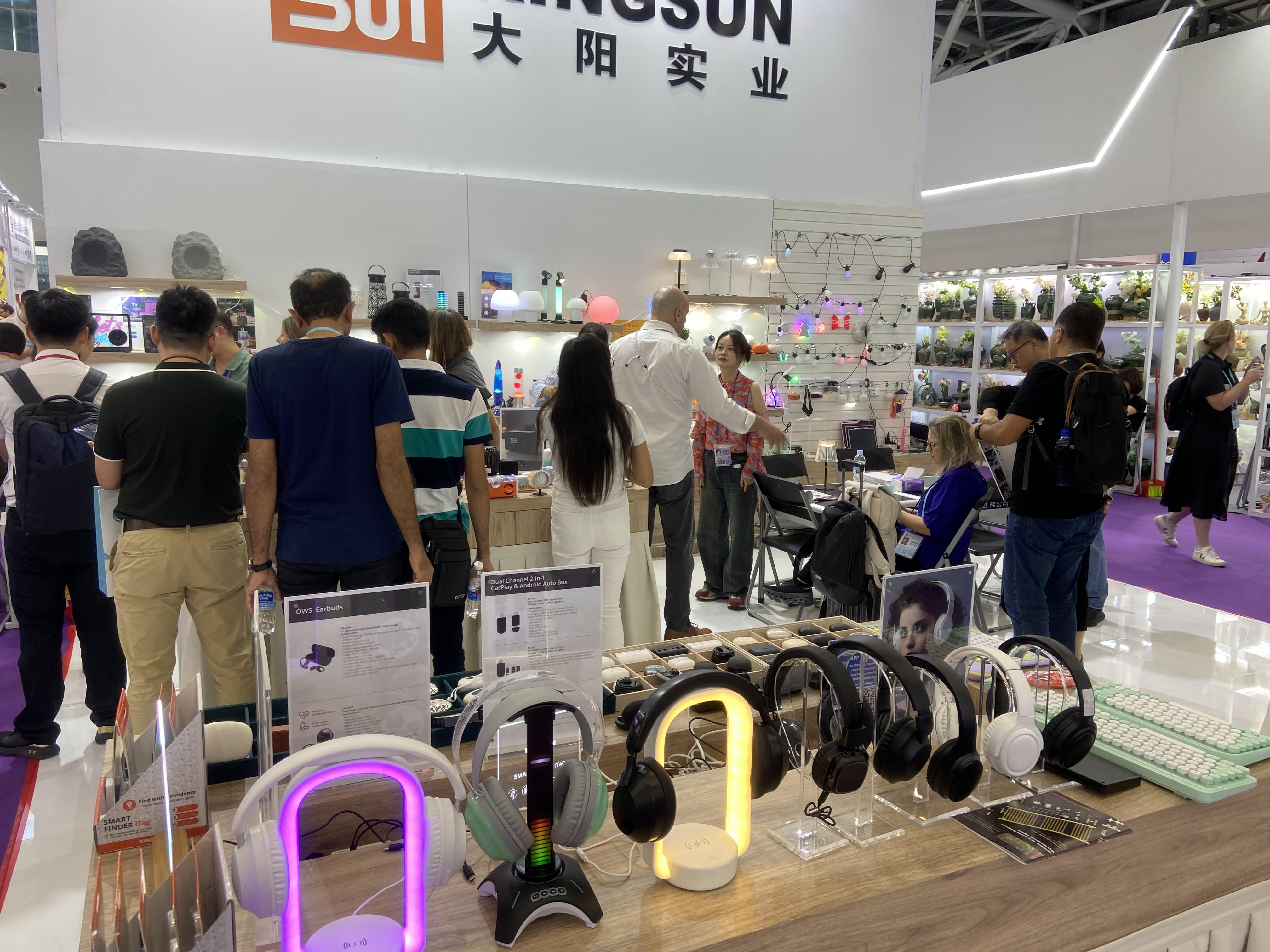 波蘭華沙摩托車及自行車展覽會Warsaw Motorcycle Show(m.hnhuay.cn)