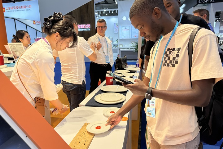 2025年阿聯酋迪拜甜食糖果及食品展覽會Yummex Middle East，探索甜蜜美食寶藏！(m.hnhuay.cn)