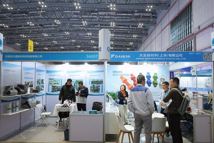 標準展位、豪華標展和光地特裝的介紹以及區別示意圖片(m.hnhuay.cn)