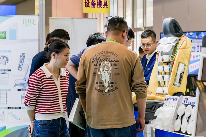 大灣區(qū)國(guó)際車(chē)燈與車(chē)輛照明技術(shù)展覽會(huì)IALE(m.hnhuay.cn)