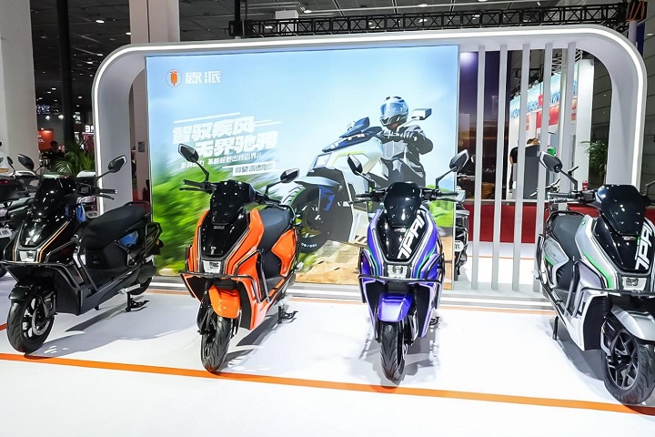 江蘇國際新能源電動車及零部件交易會CEB Nanjing(m.hnhuay.cn)